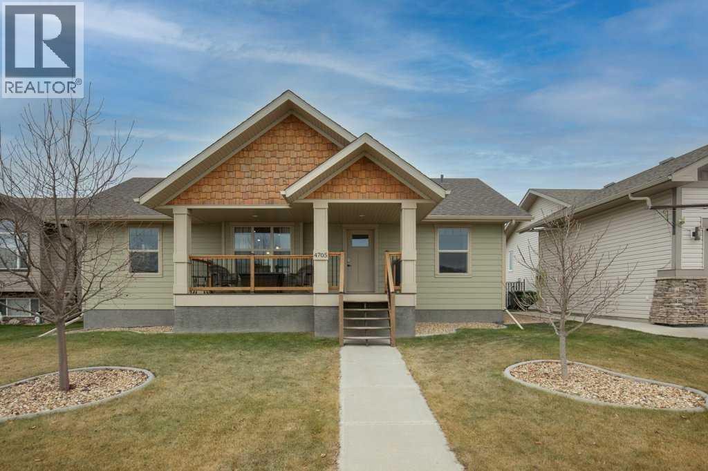 4705 58 Avenue - Photo 2 of 41, Rimbey, Alberta