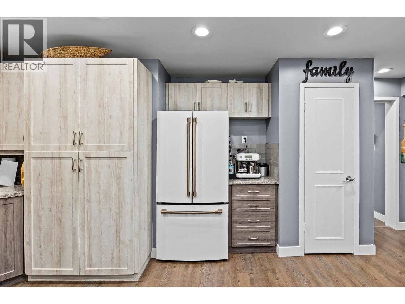 3307 McGinnis Road, West Kelowna