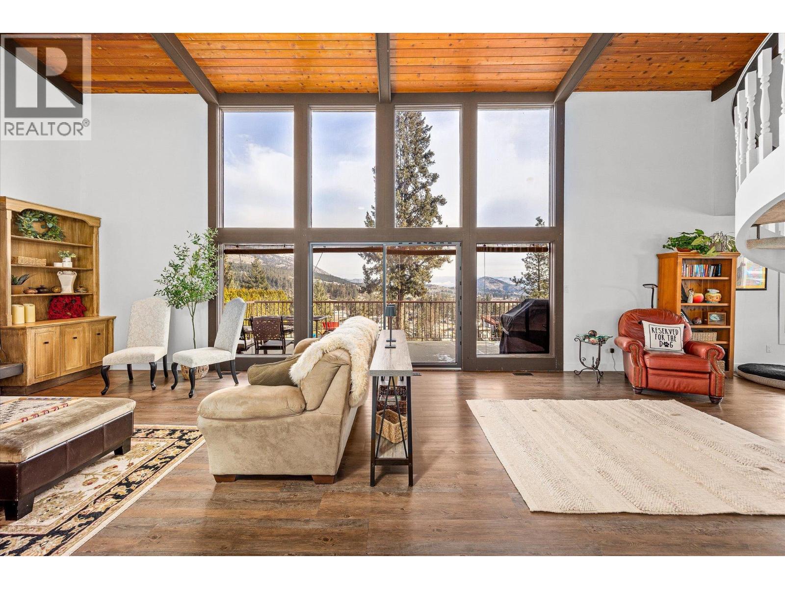 3307 McGinnis Road, West Kelowna