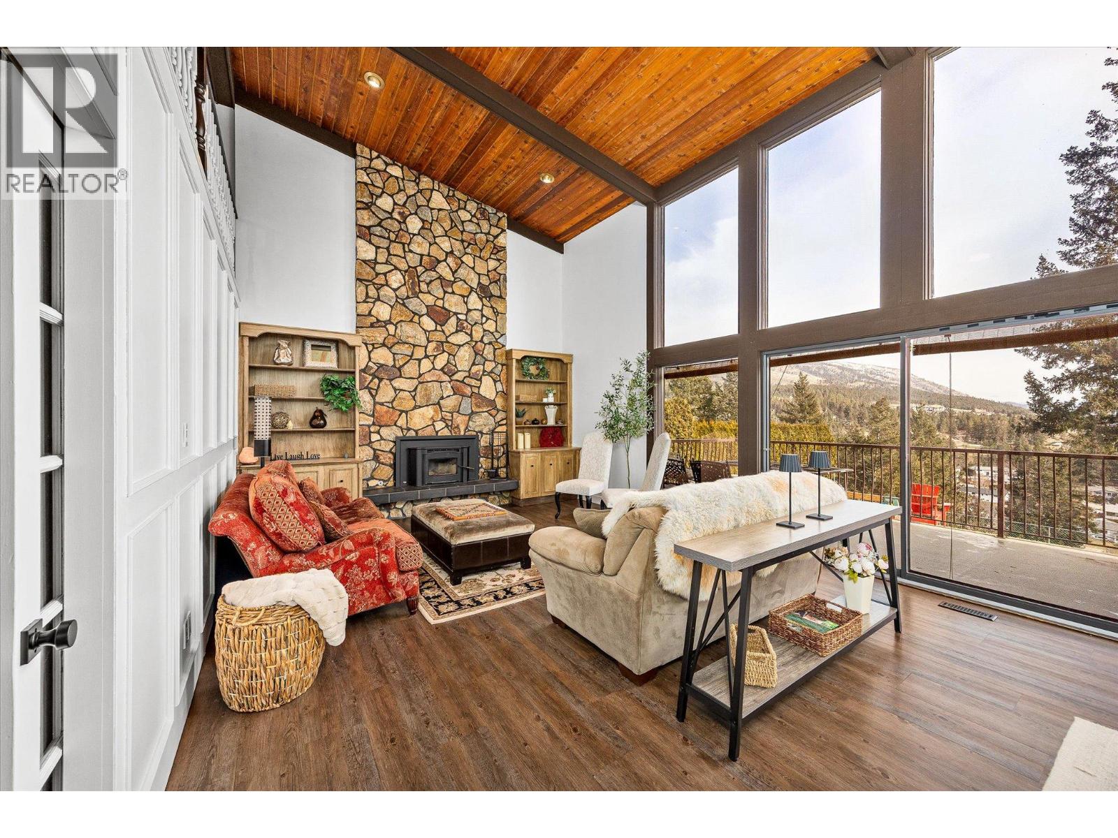 3307 McGinnis Road, West Kelowna