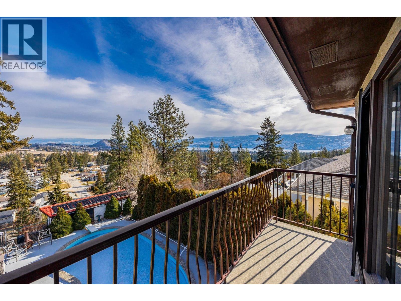 3307 McGinnis Road, West Kelowna