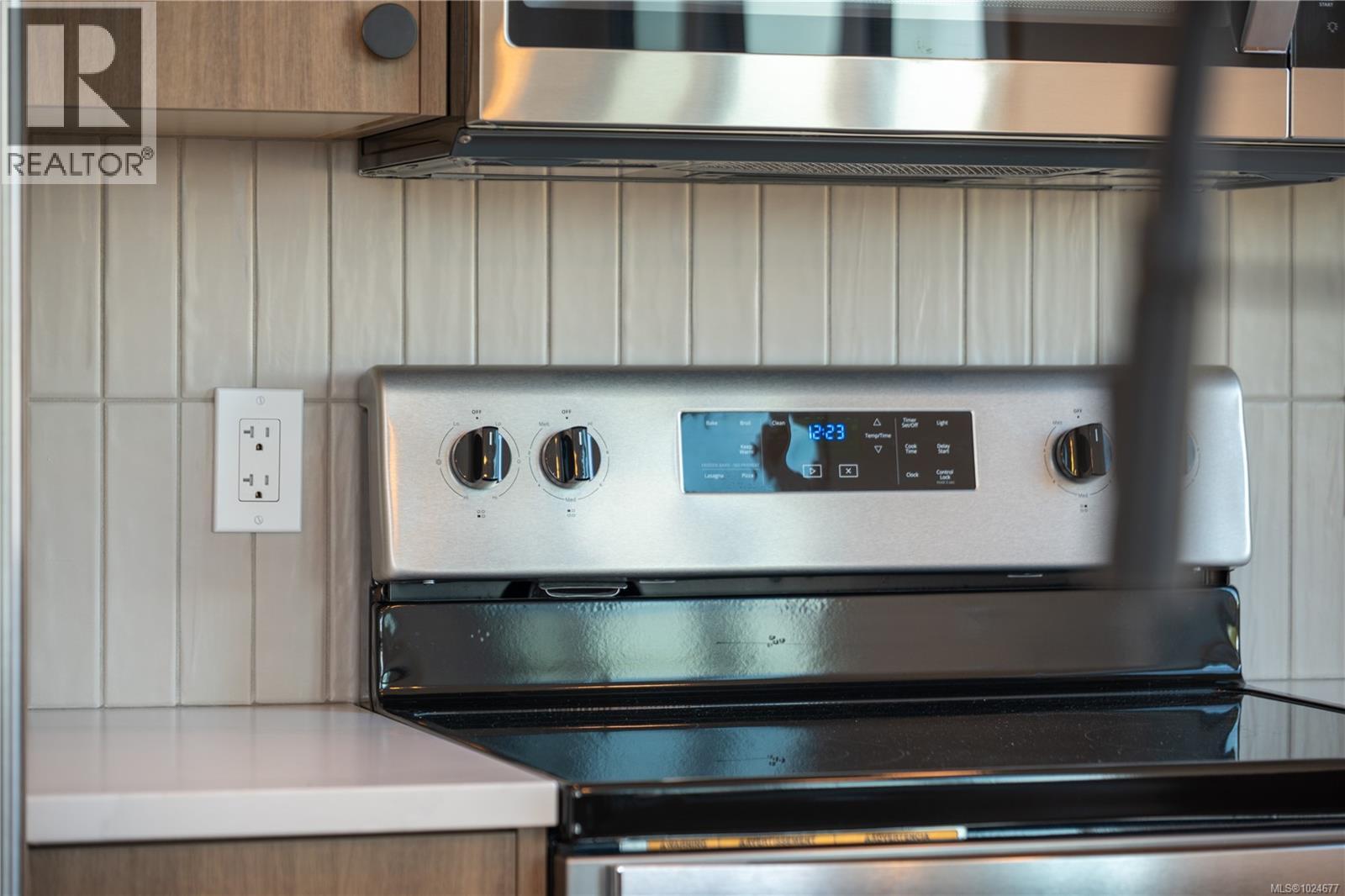 #301 201 DOGWOOD DR - 14