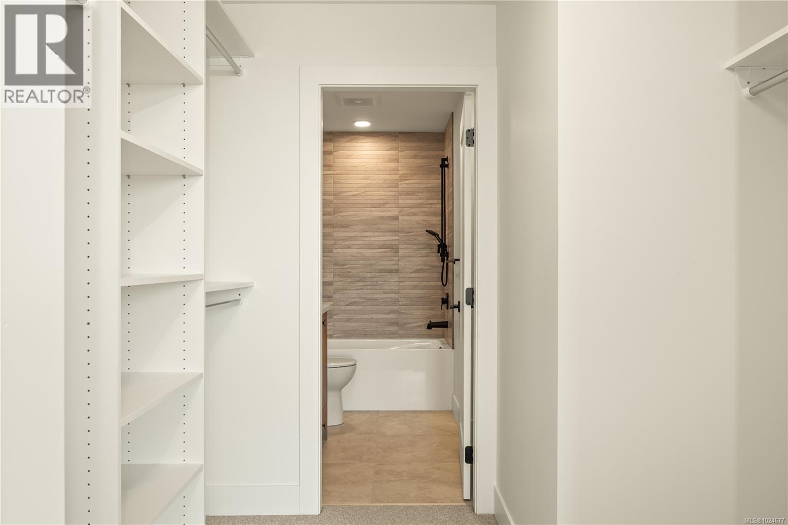 #301 201 DOGWOOD DR - 29