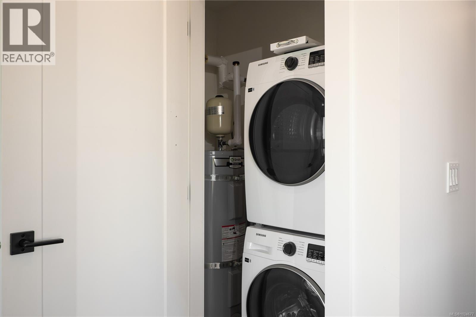 #301 201 DOGWOOD DR - 35