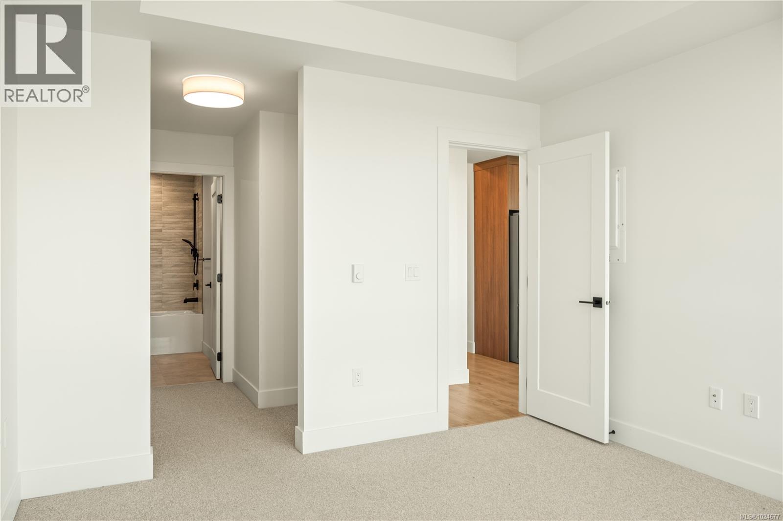 #301 201 DOGWOOD DR - 27