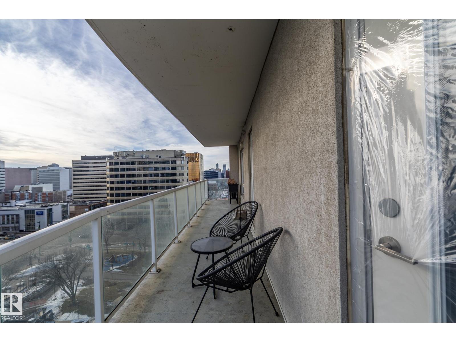 #1004 10136 104 ST NW - 40