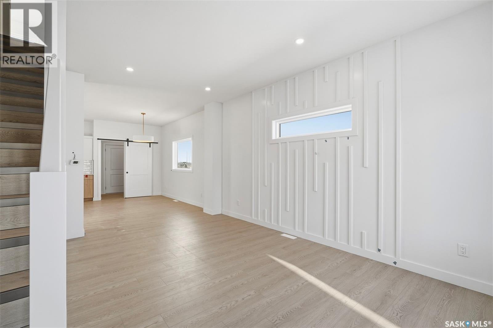 1412 Besnard DRIVE - Photo 2 of 25, Martensville, Saskatchewan