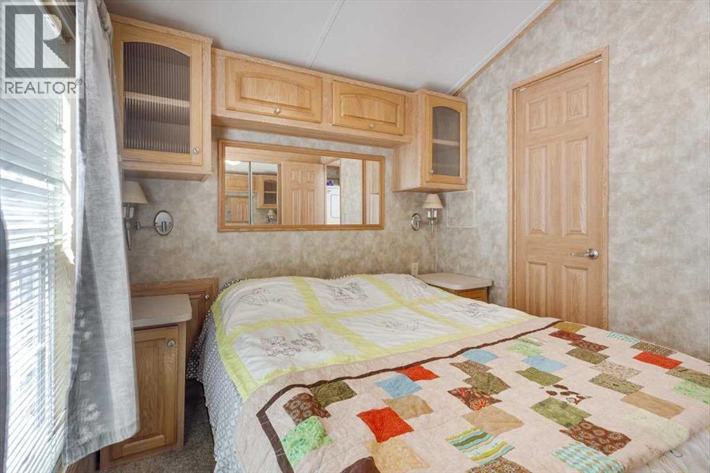 25054 South Pine Lake Road, Rural Red Deer County