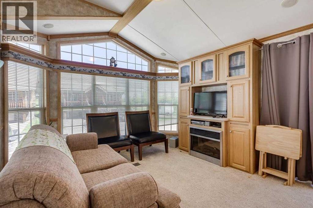 25054 South Pine Lake Road, Rural Red Deer County