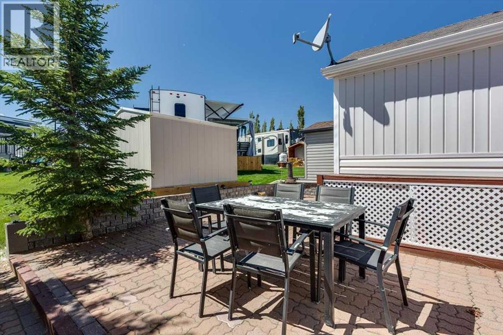 25054 South Pine Lake Road, Rural Red Deer County