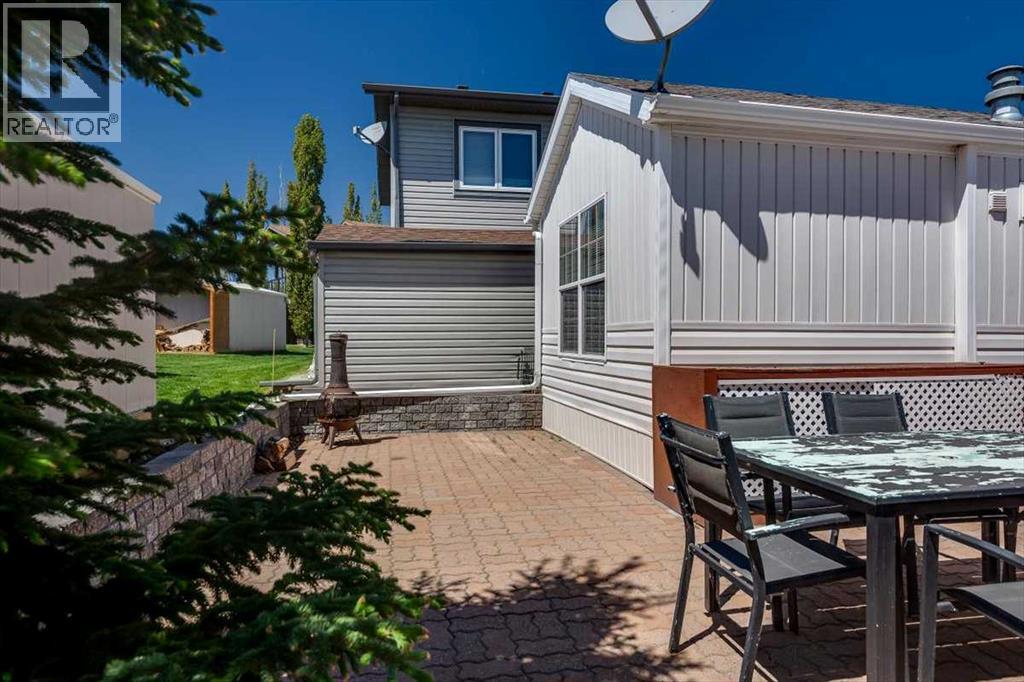 25054 South Pine Lake Road, Rural Red Deer County