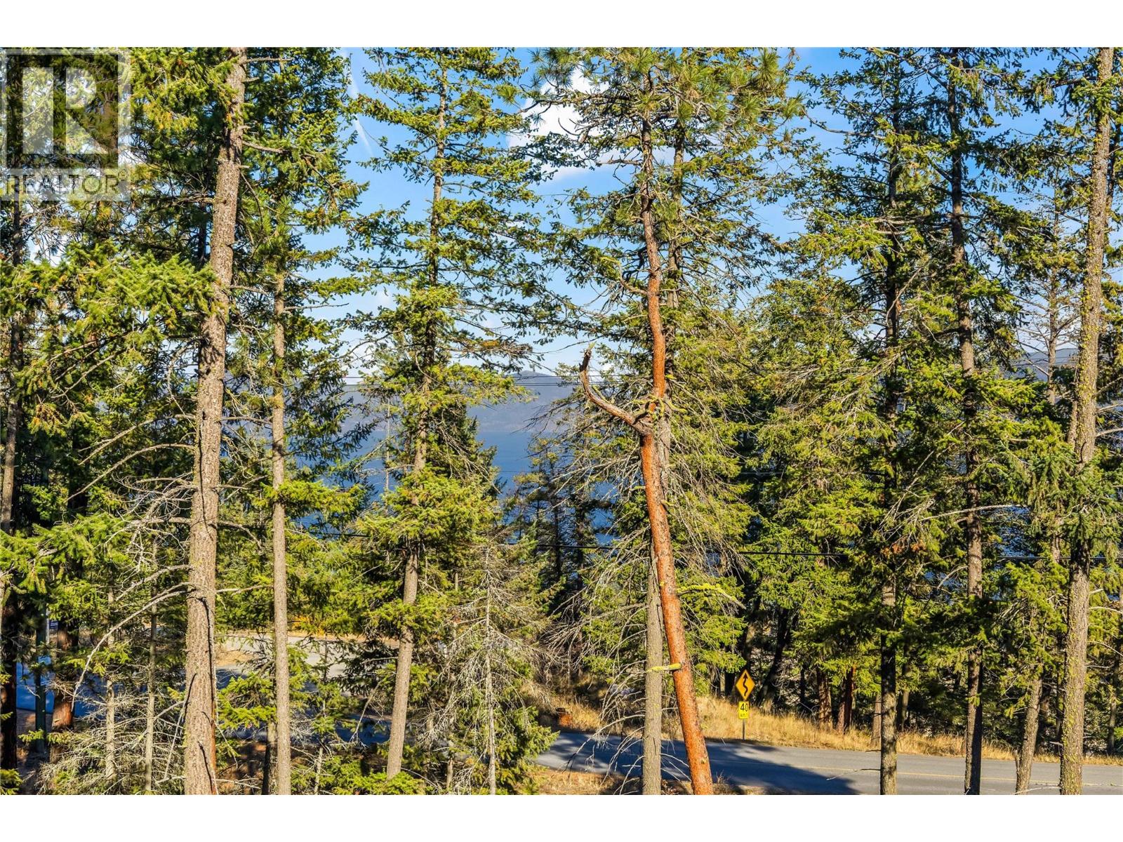  530 Muir Road, Fintry