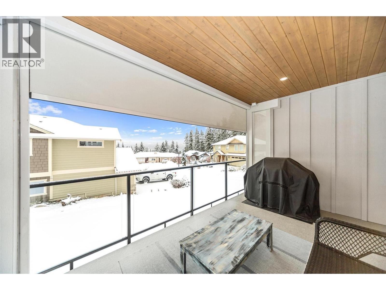 19 1581 20 Street Northeast, Salmon Arm