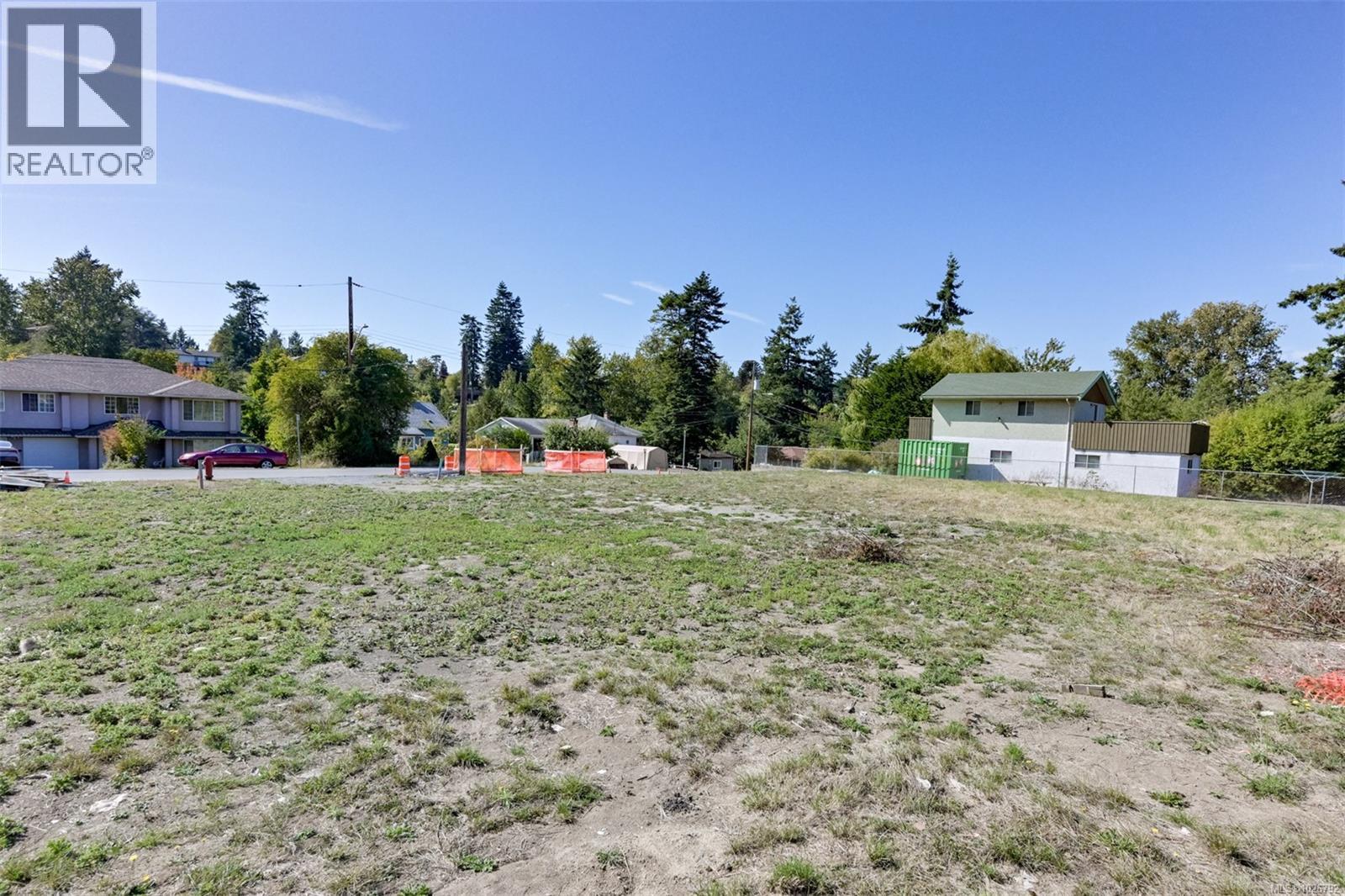  710 Violet Avenue, Saanich