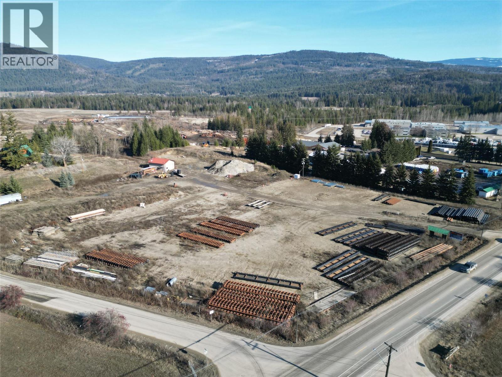  3030 40 Street Southeast, Salmon Arm