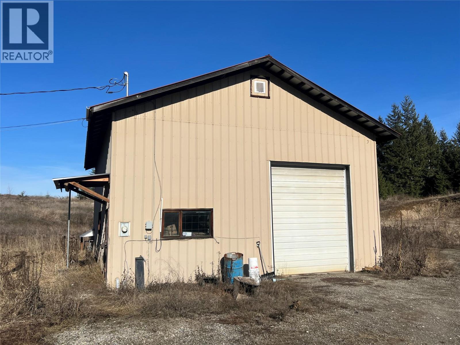  3030 40 Street Southeast, Salmon Arm