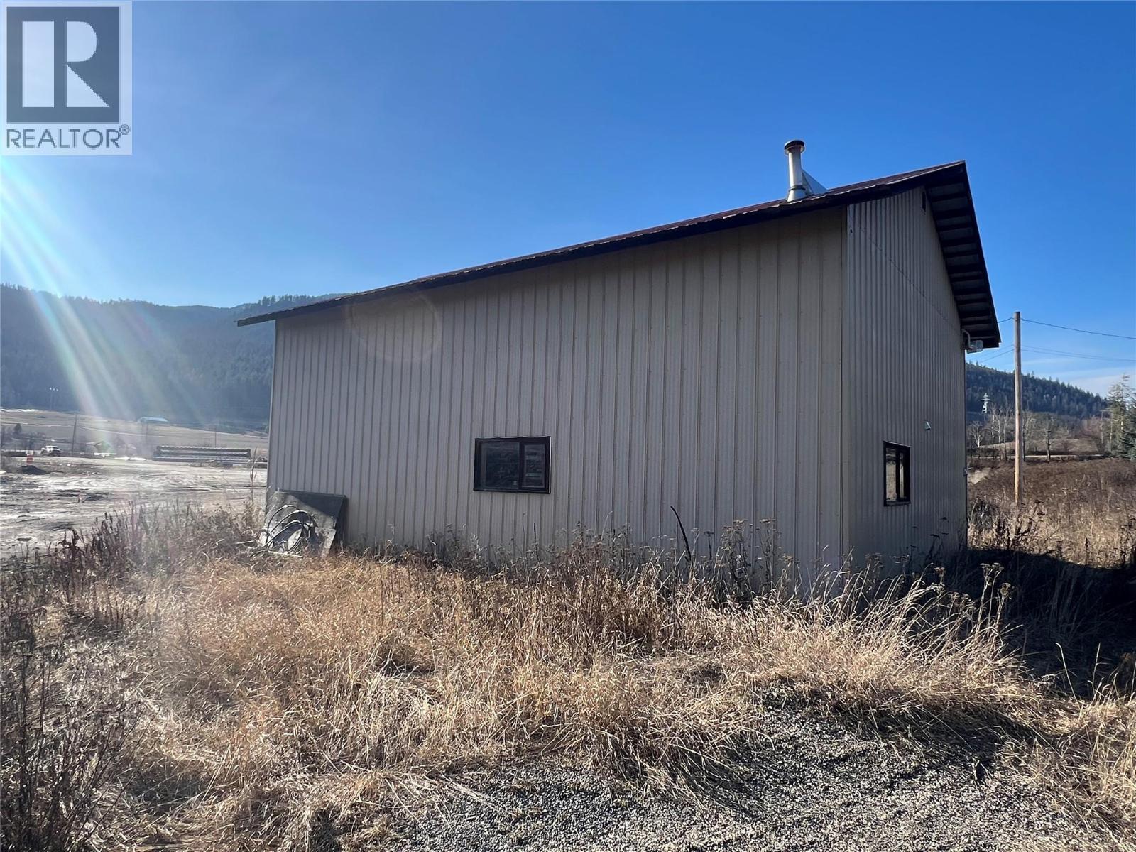  3030 40 Street Southeast, Salmon Arm