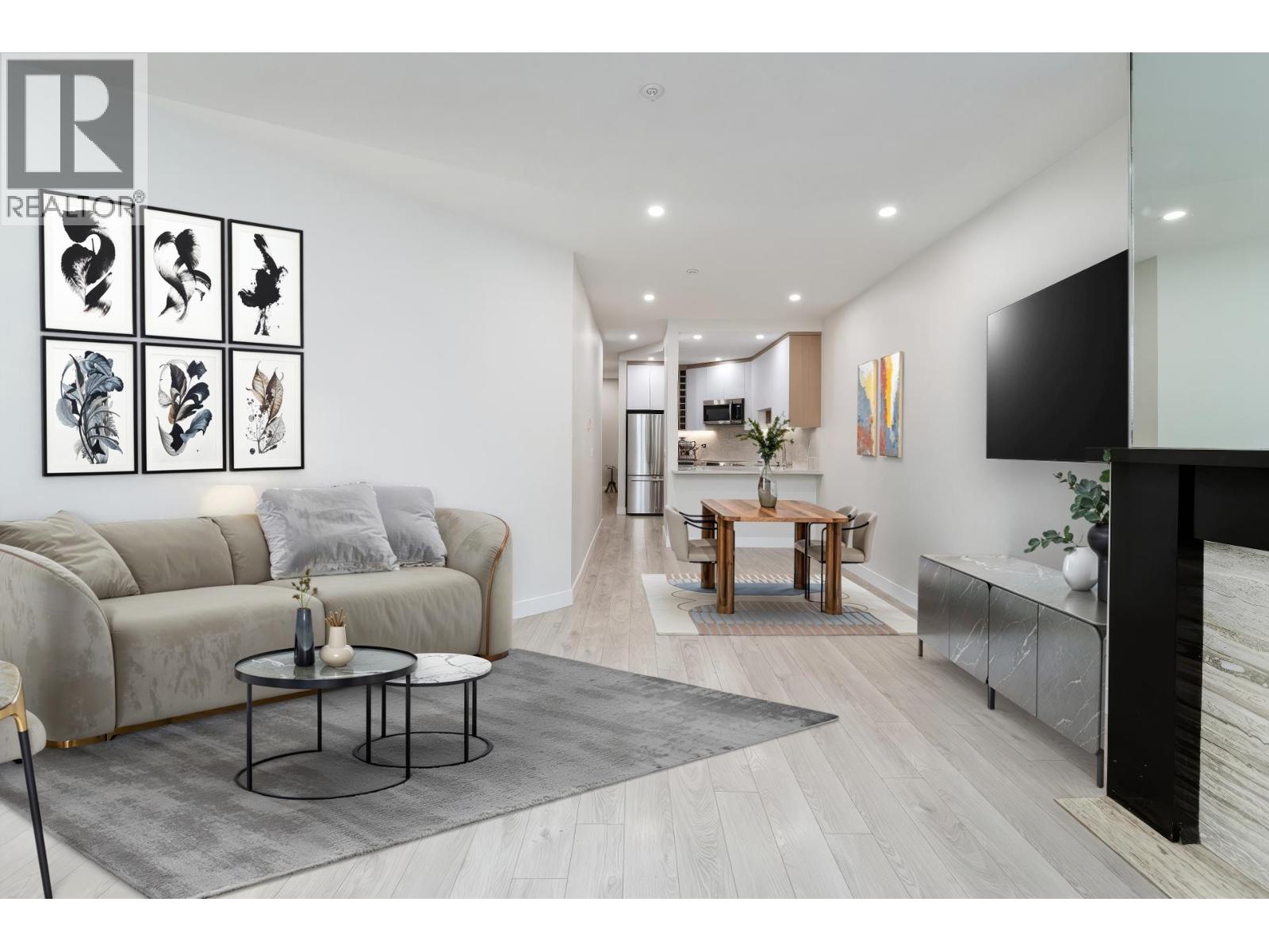 212 1924 COMOX STREET - Main photo, Vancouver, British Columbia