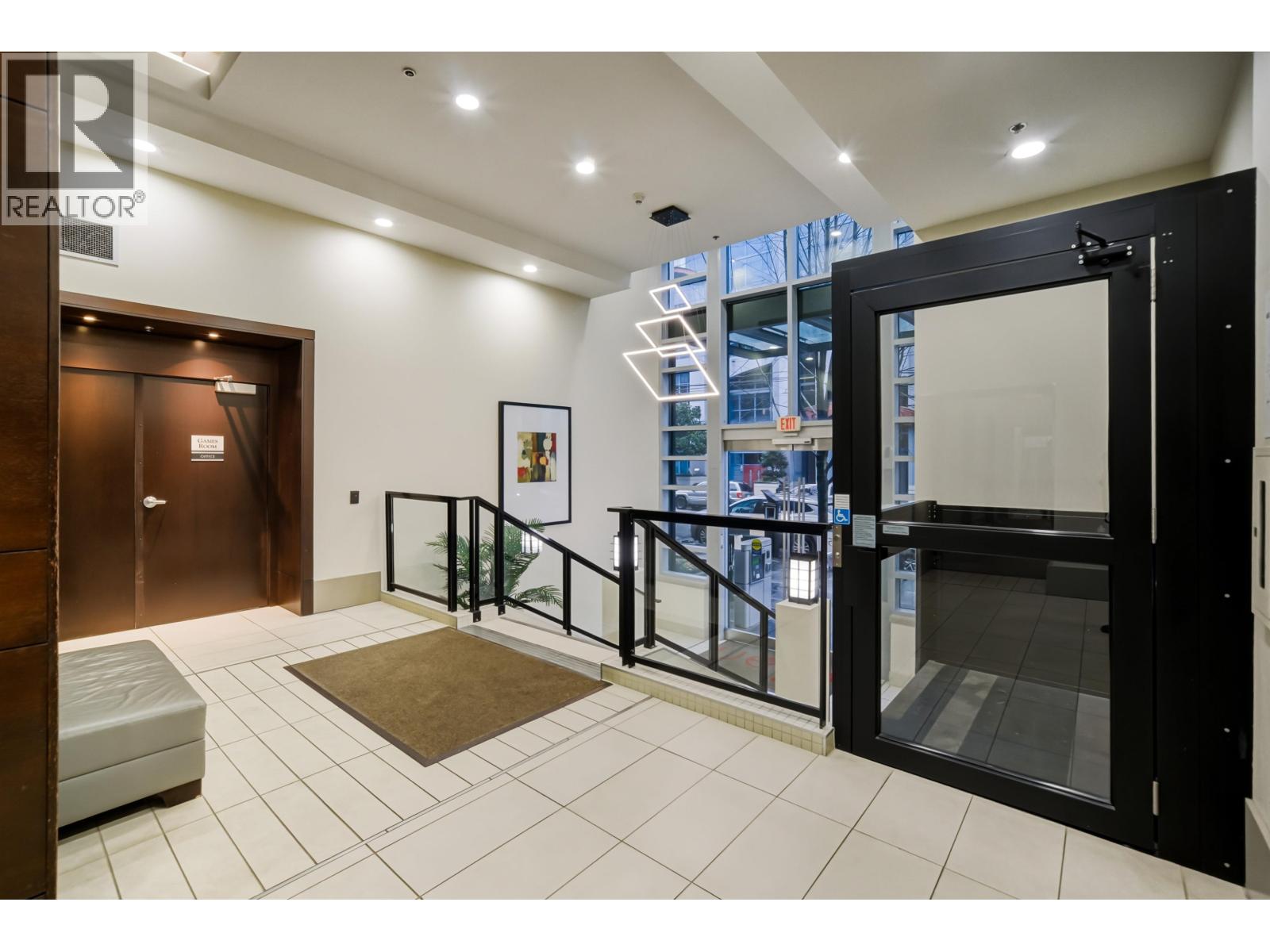 805 1255 SEYMOUR STREET