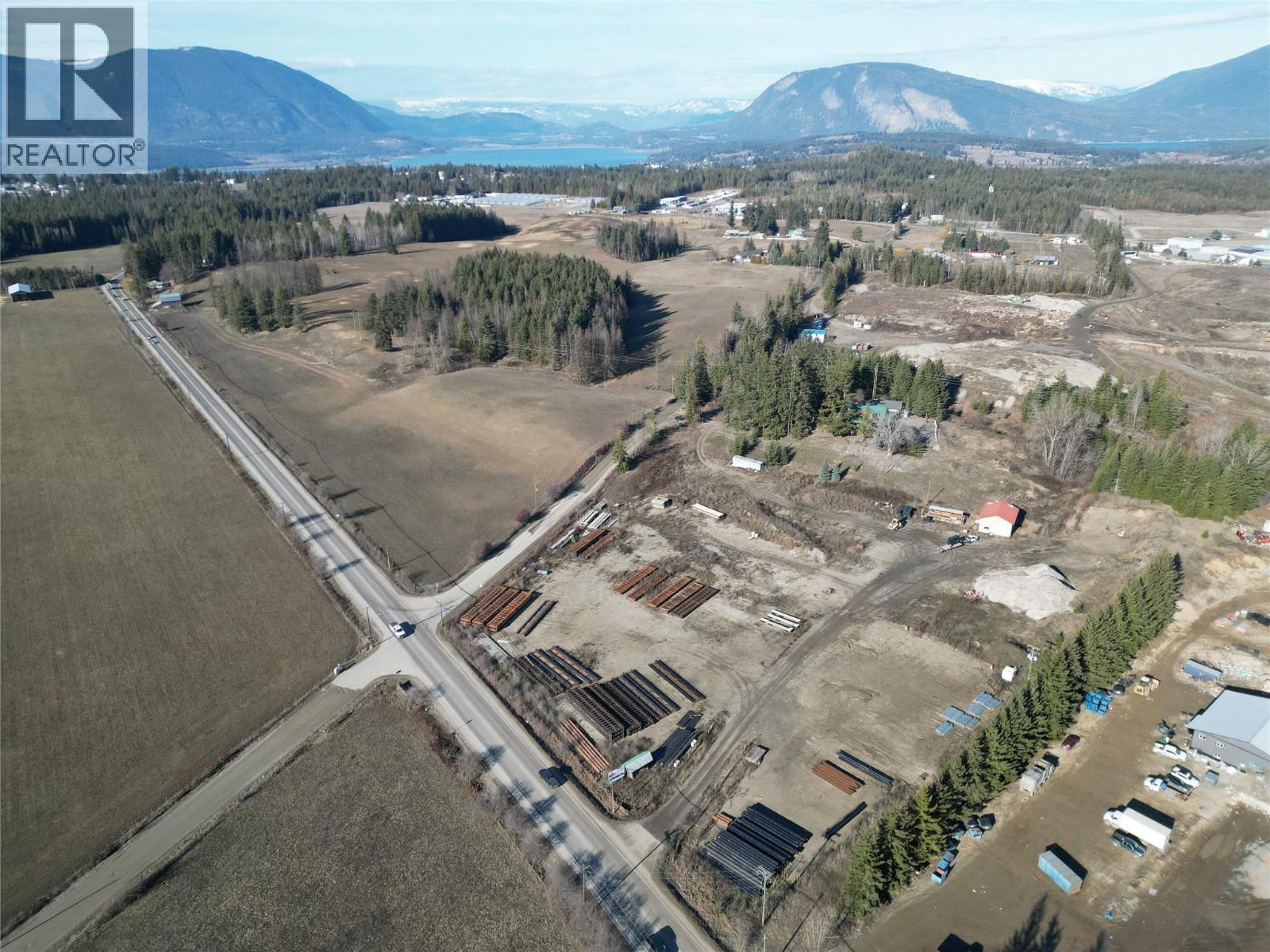  3030 40 Street Southeast, Salmon Arm
