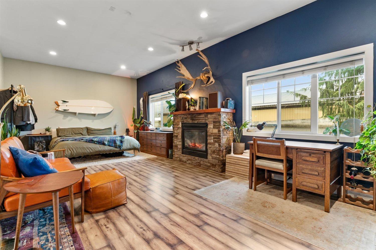 43057 VEDDER MOUNTAIN ROAD, Yarrow, Yarrow