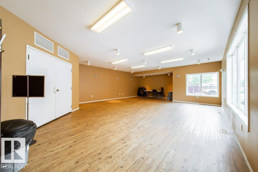 #303 4304 139 AV NW - 36