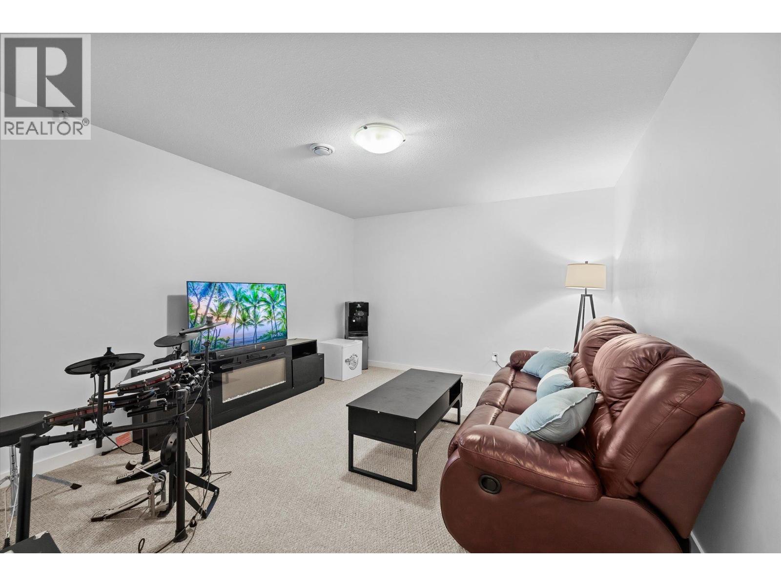  2003 Montego Street, West Kelowna