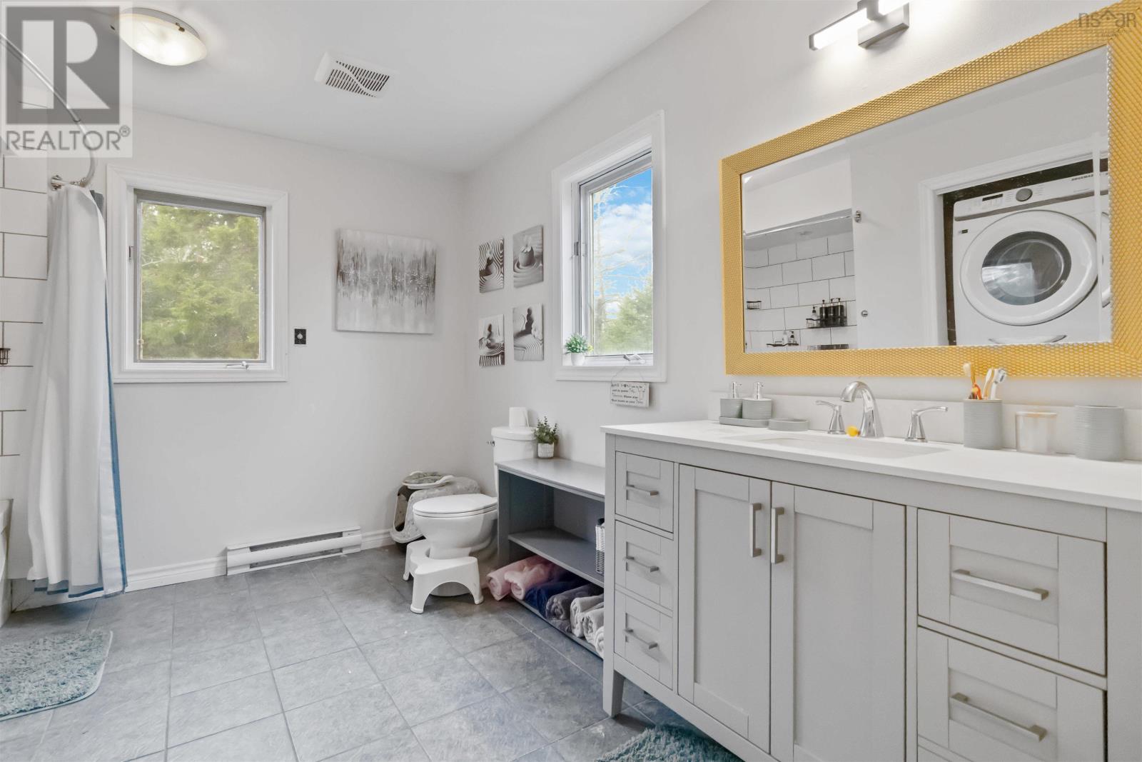 Property 25 of 40 of 3728 Prospect Road