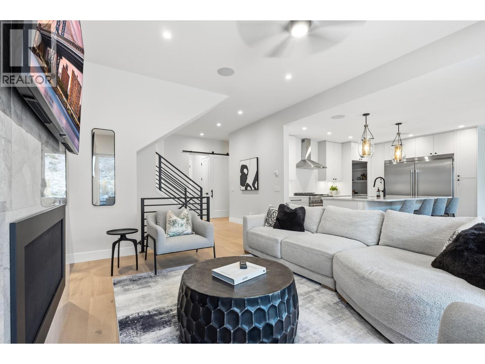 451 Vision Court, Kelowna