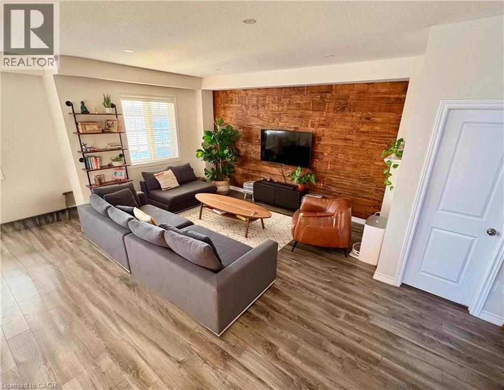 120 COLE Street - Photo 2 of 46, Waterdown, Ontario