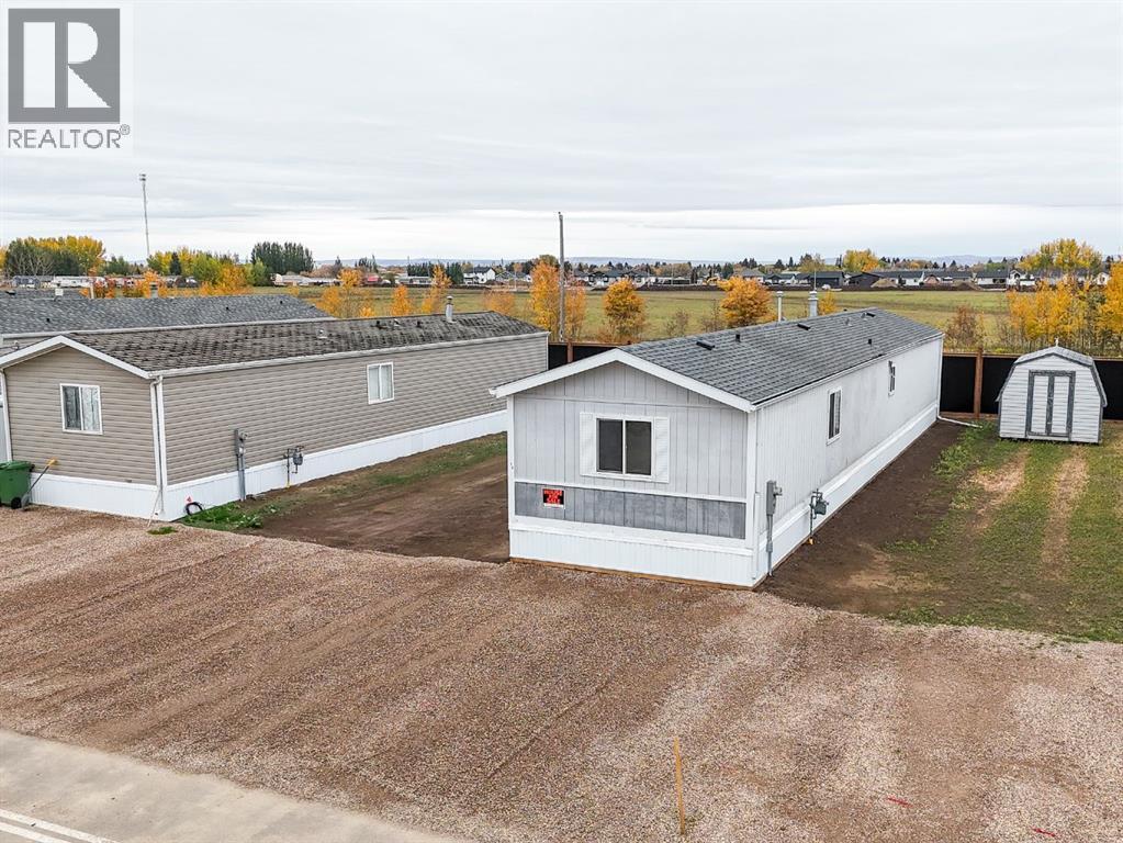 10417 110 Ave - Photo 3 of 23, La Crete, Alberta