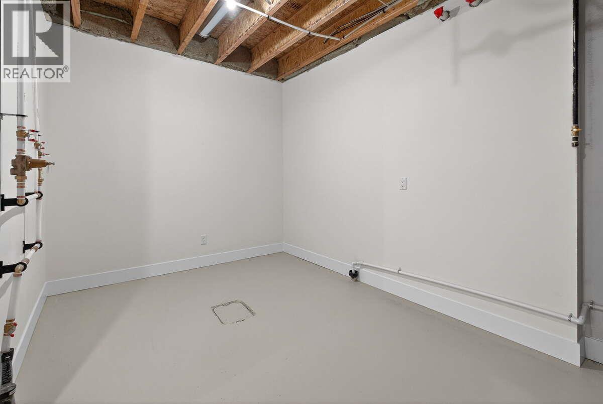  2140 Montenegro Drive, Kelowna