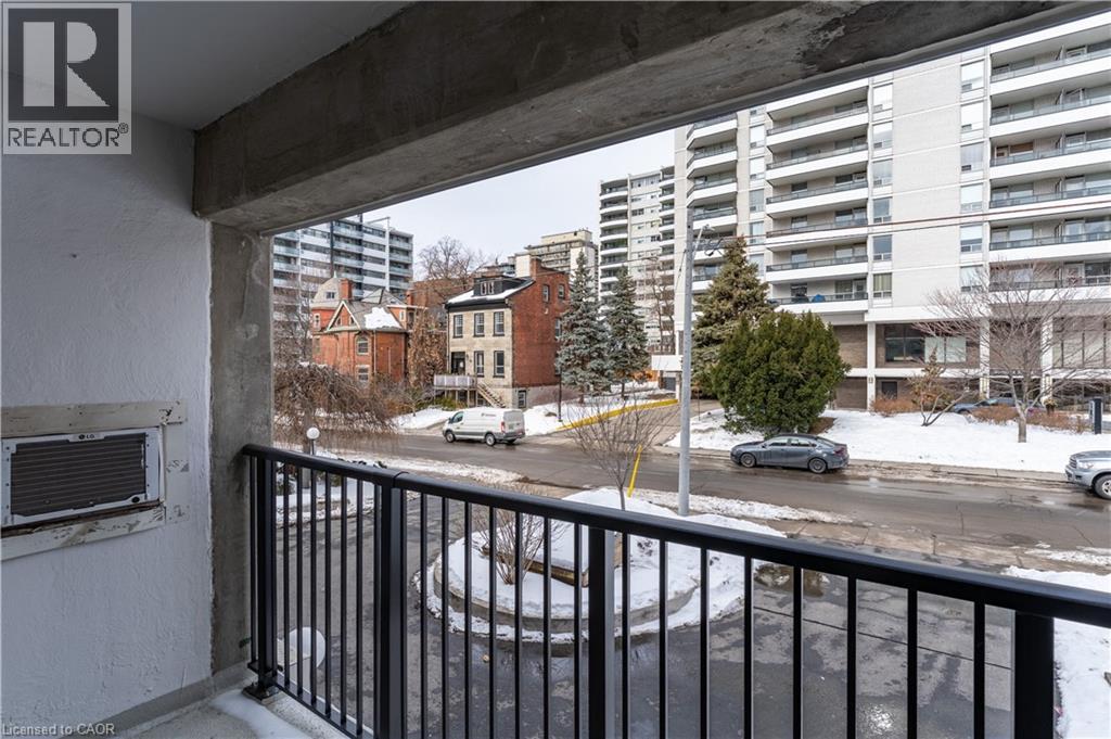 #204 87 DUKE Street - 25