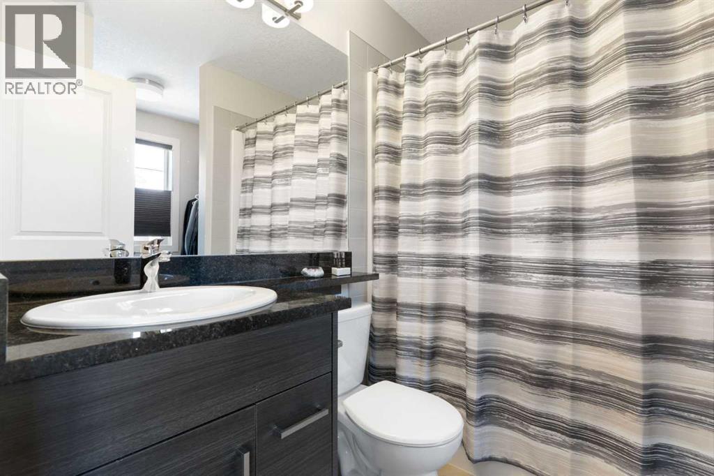 1403 Jumping Pound Common, Cochrane