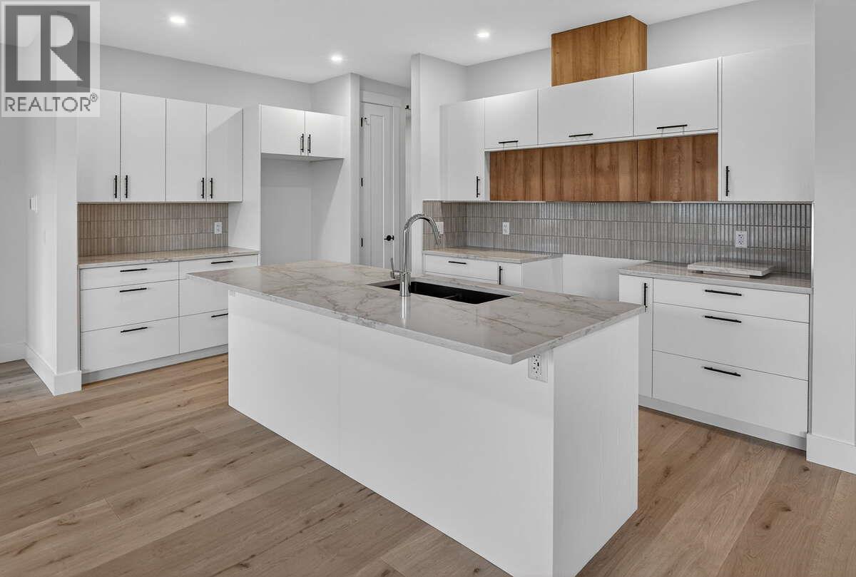  2140 Montenegro Drive, Kelowna