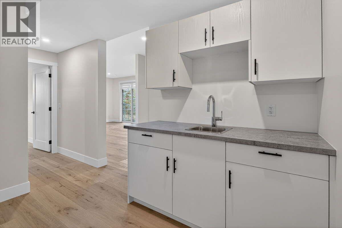  2140 Montenegro Drive, Kelowna