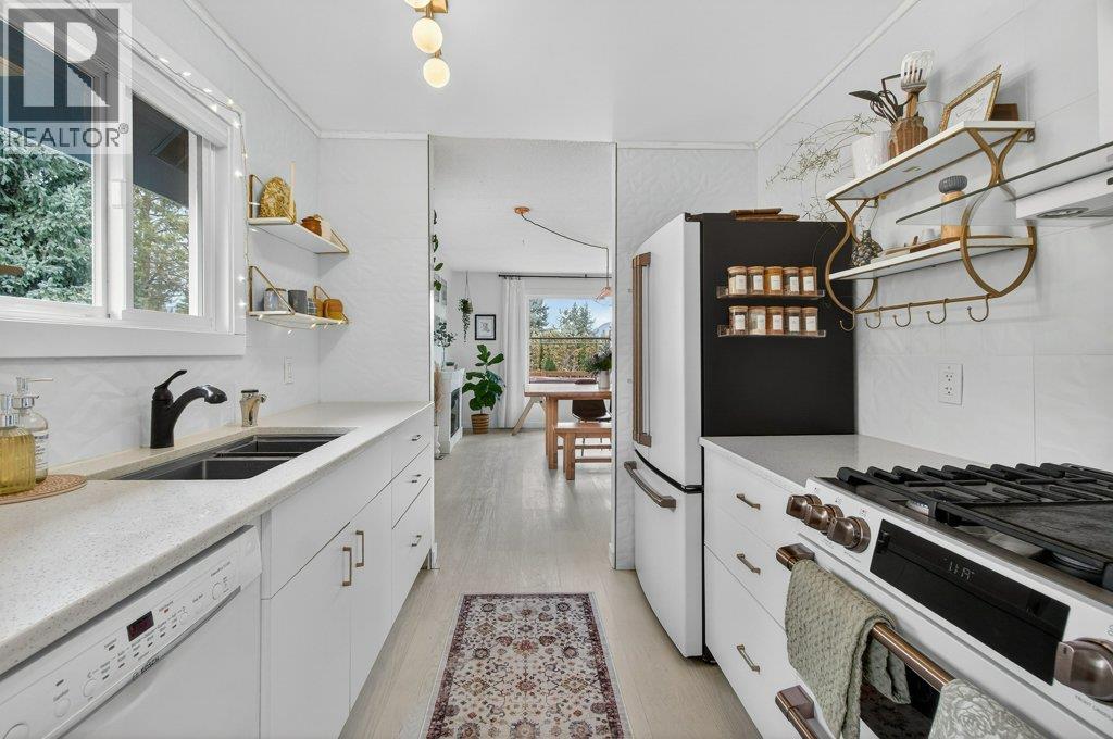 2814 Caen Road, Sorrento