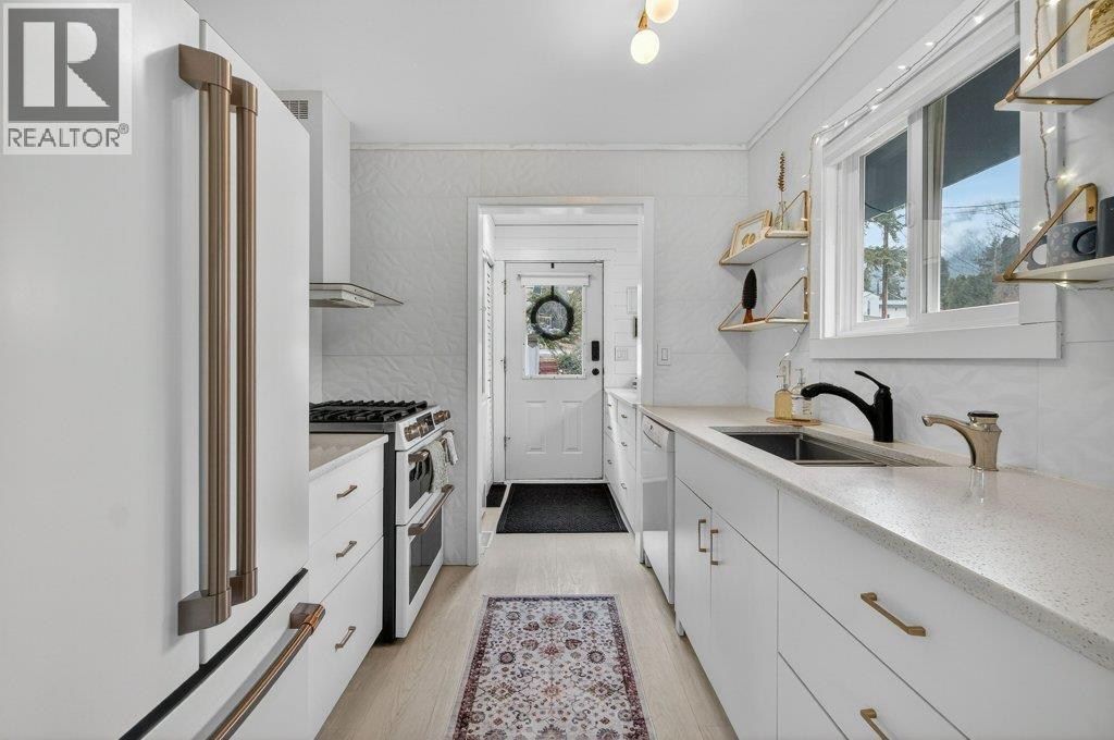 2814 Caen Road, Sorrento