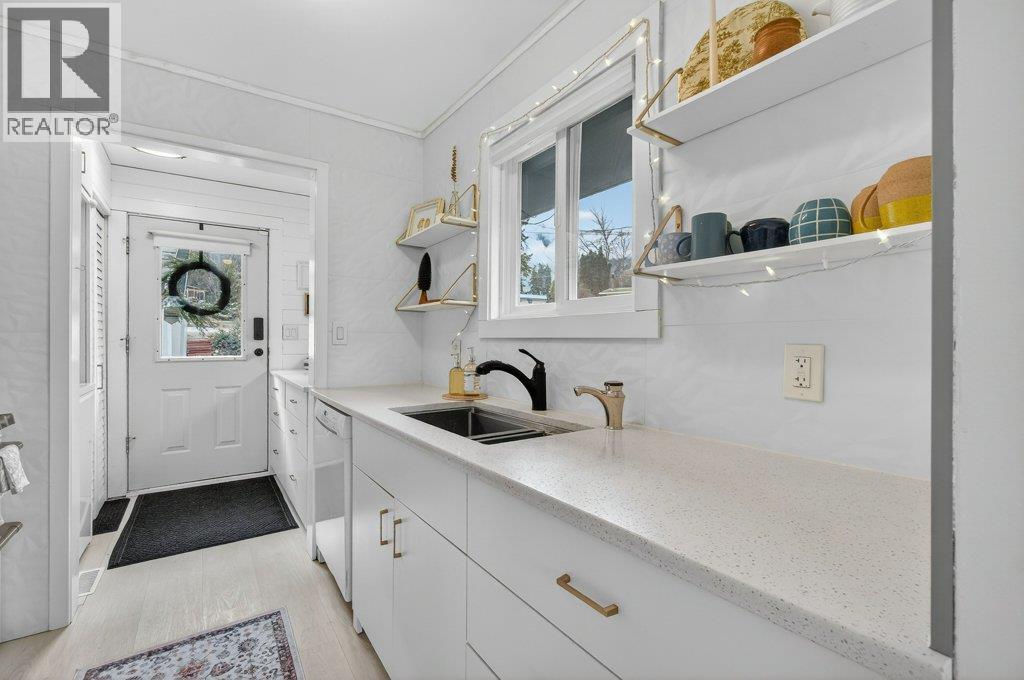 2814 Caen Road, Sorrento