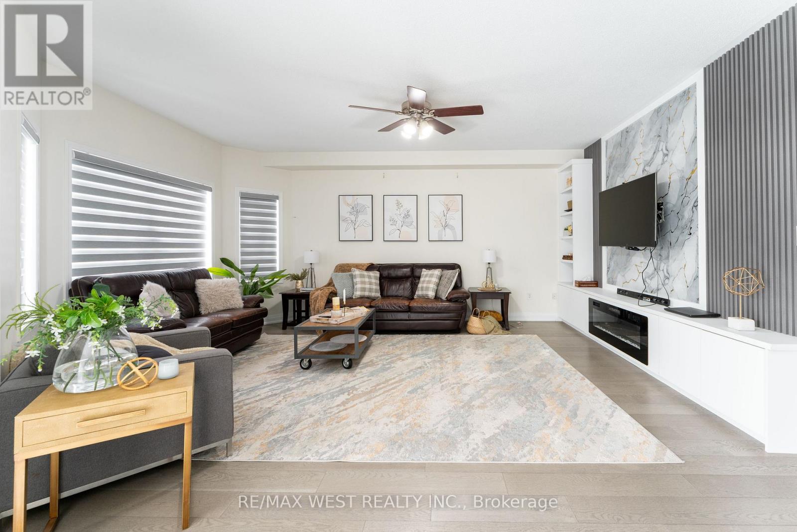 76 YELLOW AVENS BOULEVARD - 15