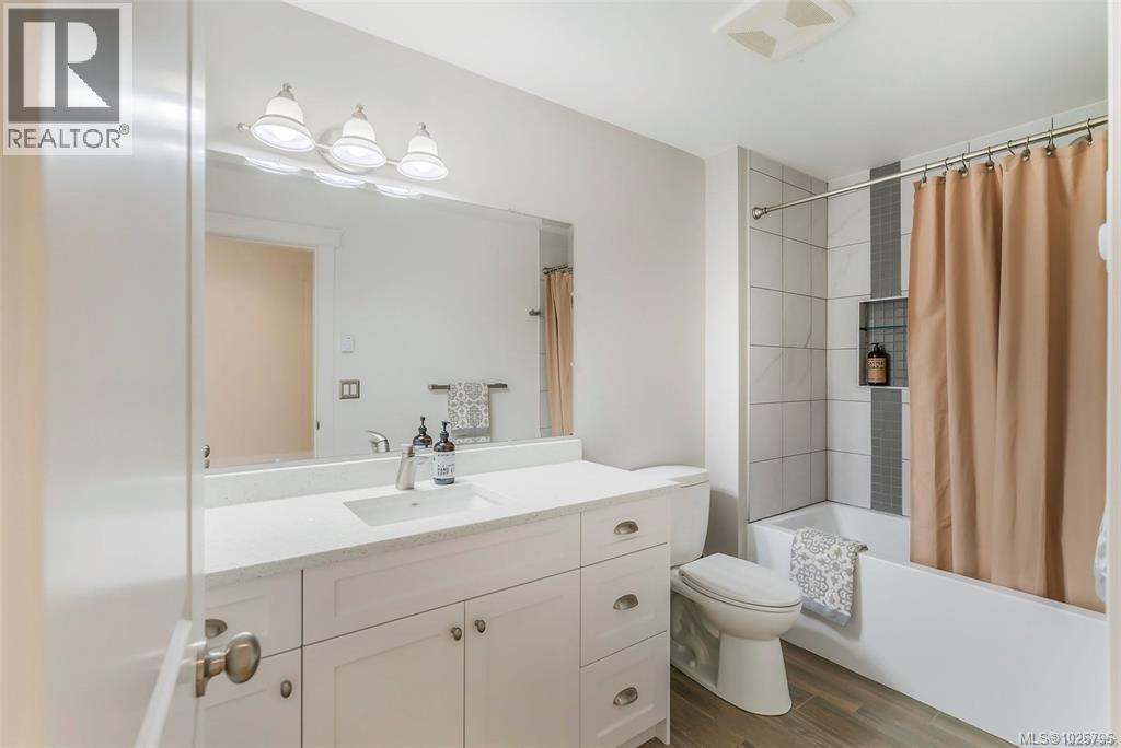 1390 Kurtis Cres, Nanaimo