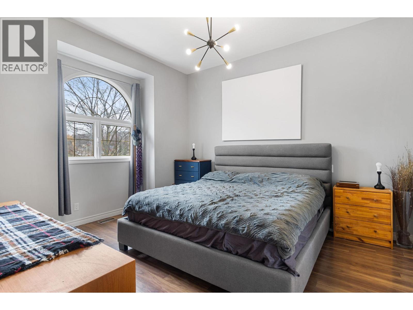  1879 Portland Avenue, Kelowna