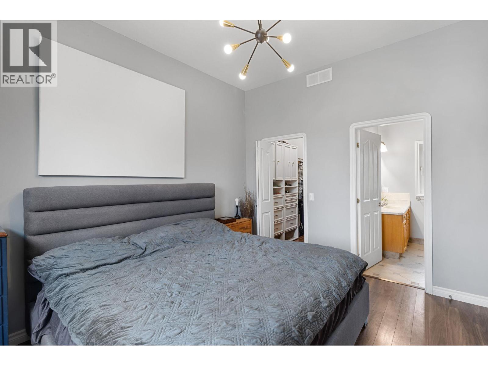  1879 Portland Avenue, Kelowna