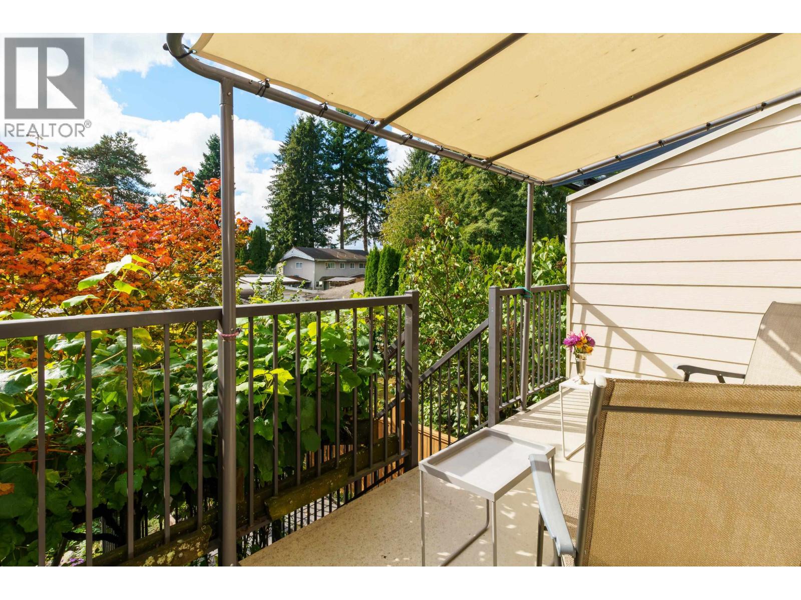 2018 FRASER AVENUE, Port Coquitlam