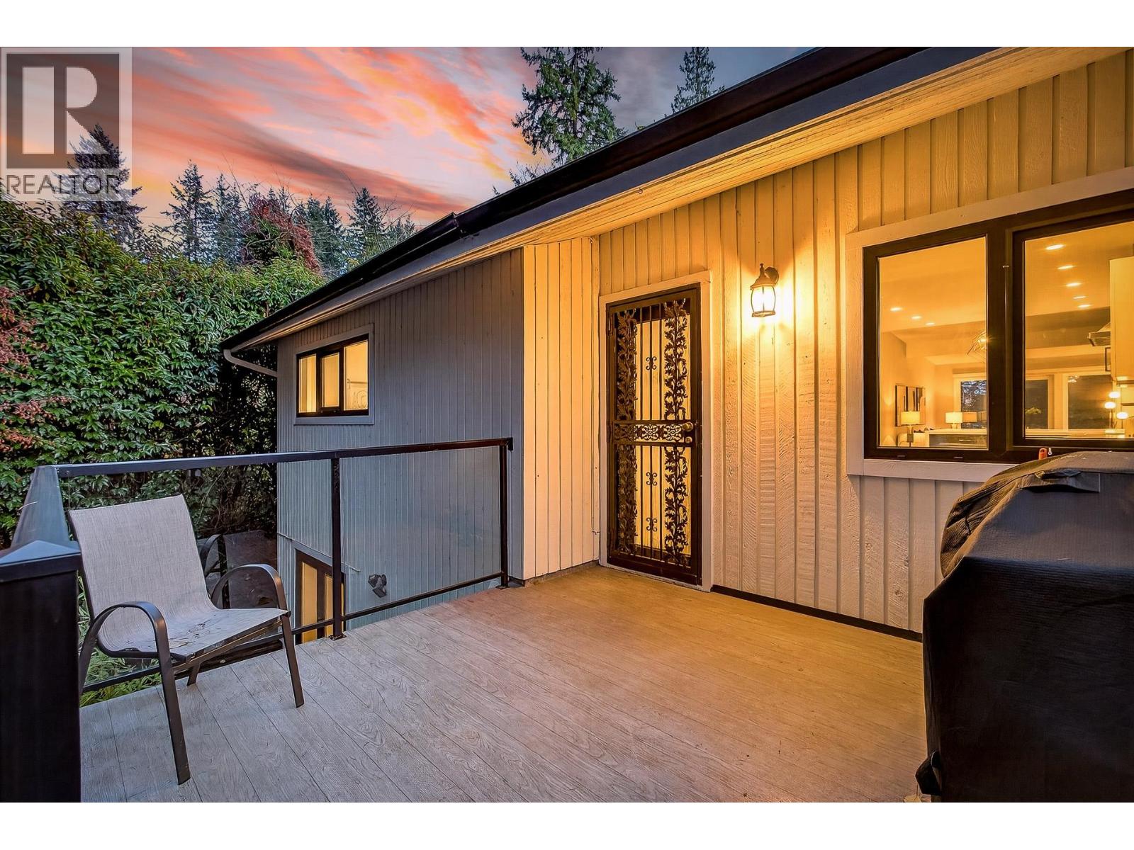 1614 LYNN VALLEY ROAD, North Vancouver