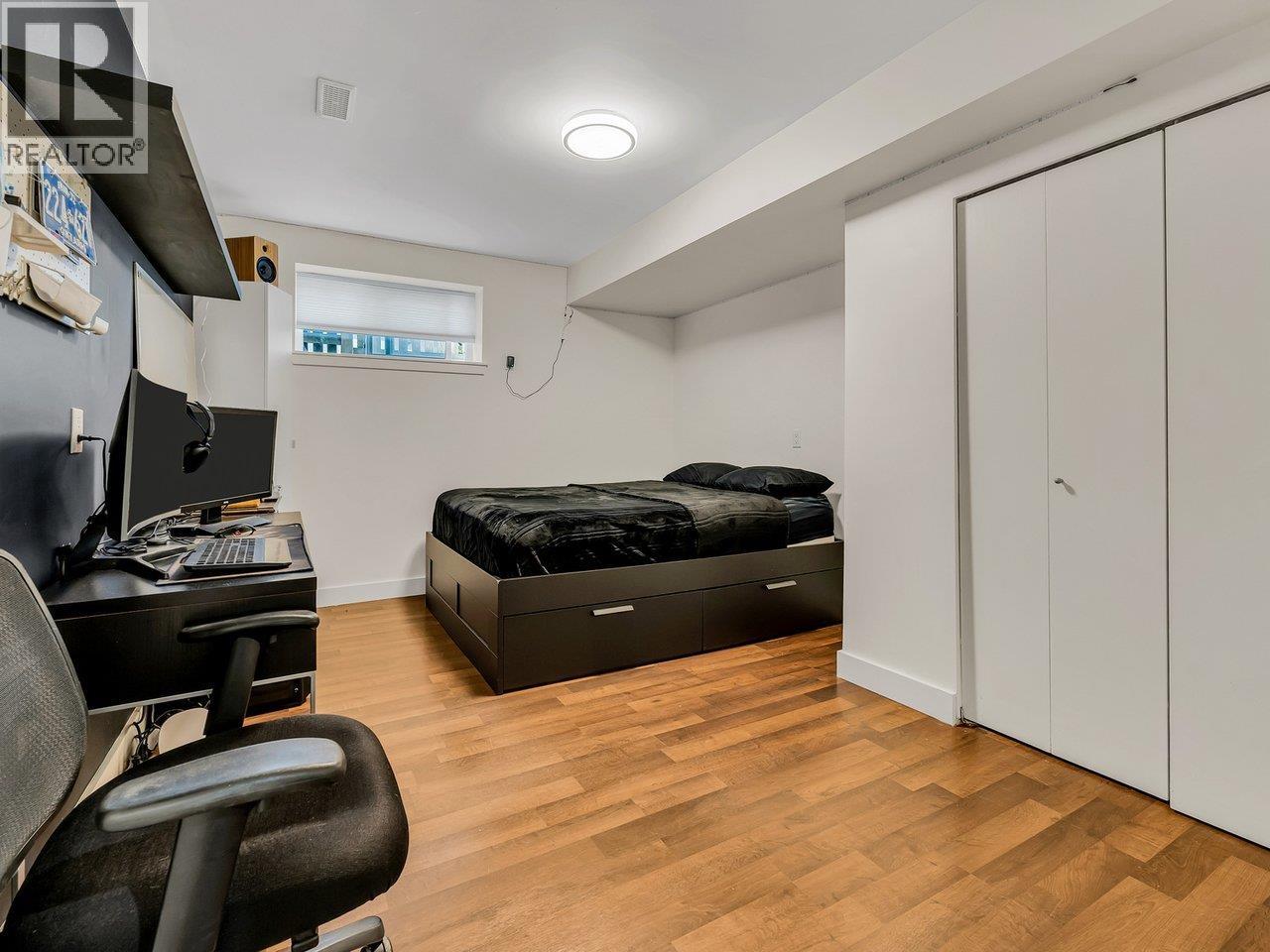 1837 LARSON ROAD, North Vancouver