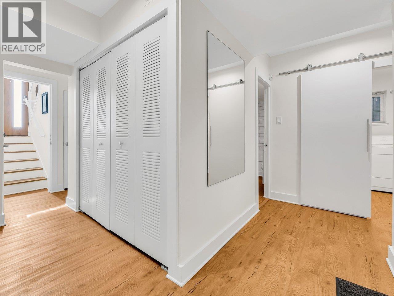 1837 LARSON ROAD, North Vancouver