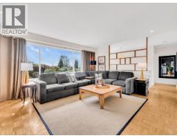 1837 Larson Road, North Vancouver, BC V7M2Z7 Photo 10