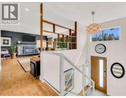 1837 Larson Road, North Vancouver, BC V7M2Z7 Photo 11