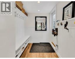 1837 Larson Road, North Vancouver, BC V7M2Z7 Photo 17